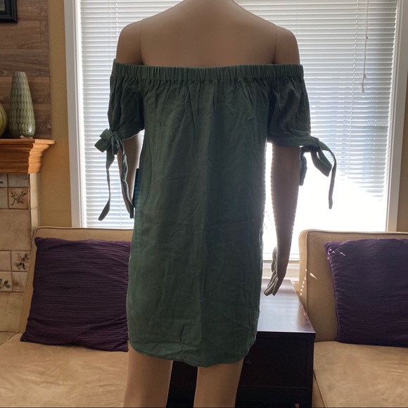 LULU’s Green Shift Dress size S - Picture 2 of 3